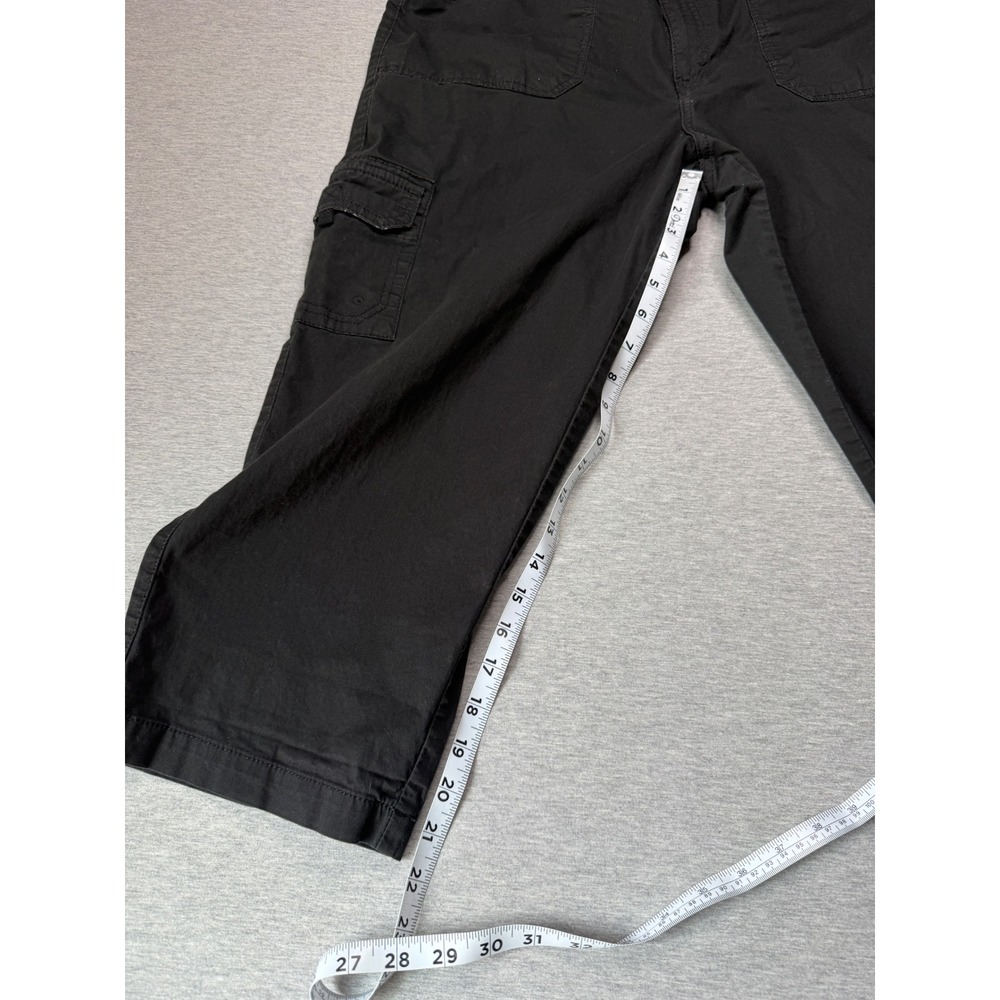 Lee Relaxed Fit Black Cargo Capris Womens 16 Medium Cotton Spandex 3370501 - Picture 5 of 10